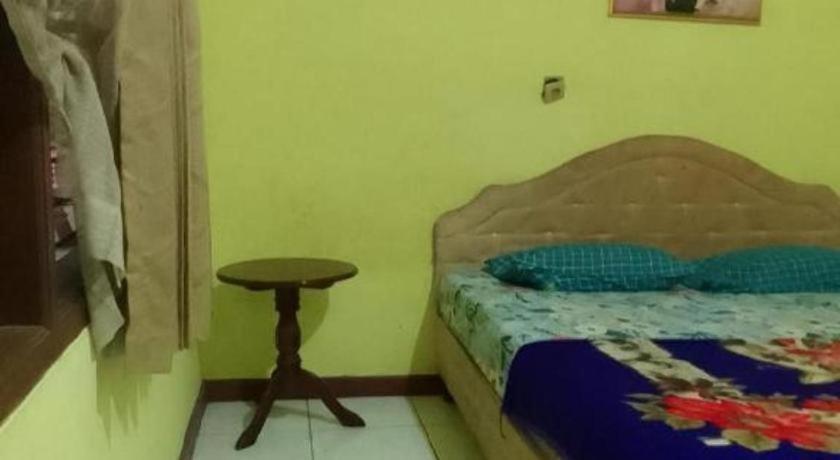 Oyo 93146 Lamin Indah Hotel Пунсак Екстериор снимка